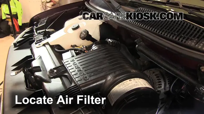 2005 Chevrolet Express 1500 5.3L V8 Standard Passenger Van Air Filter (Engine) Replace